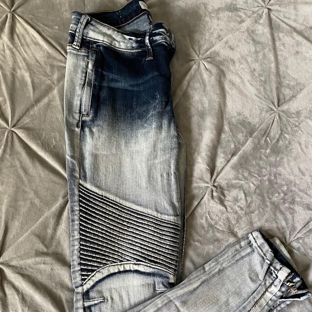 New! Sneak peek Acid wash Skinny Jeans